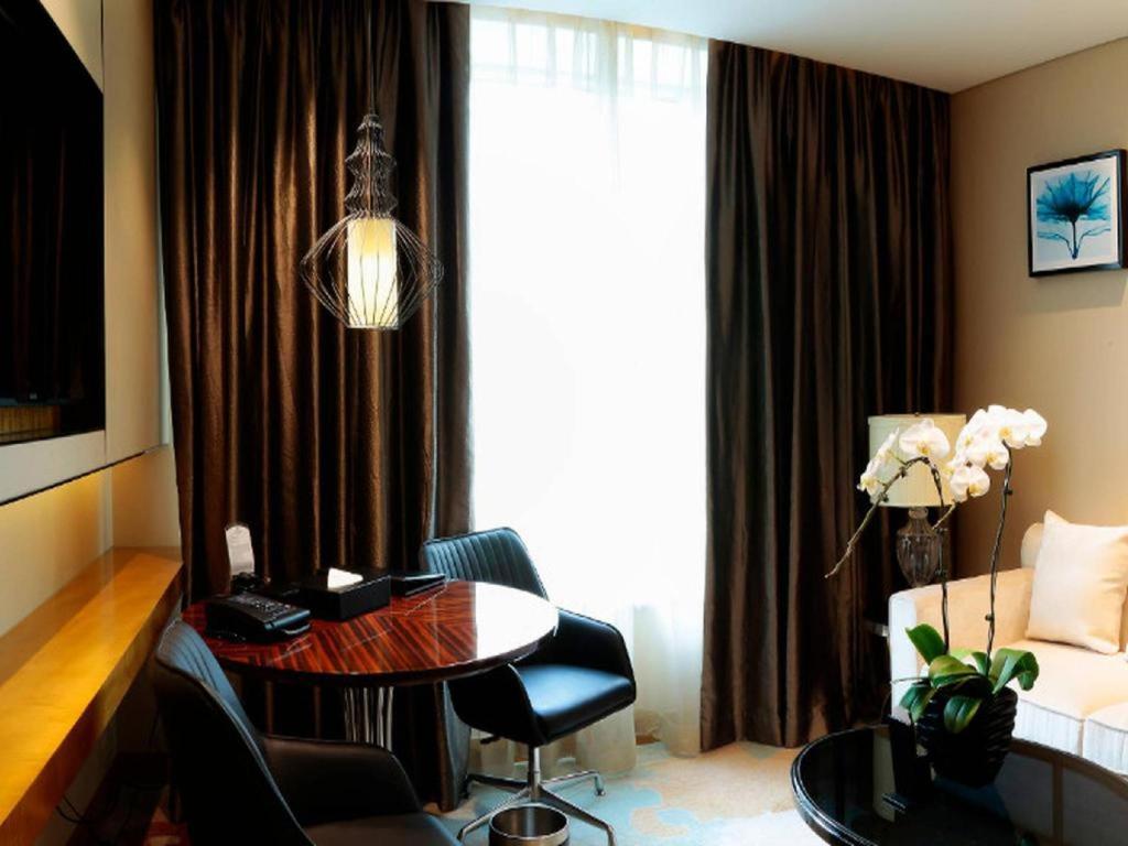 Lia! Beijing Hotel Екстер'єр фото