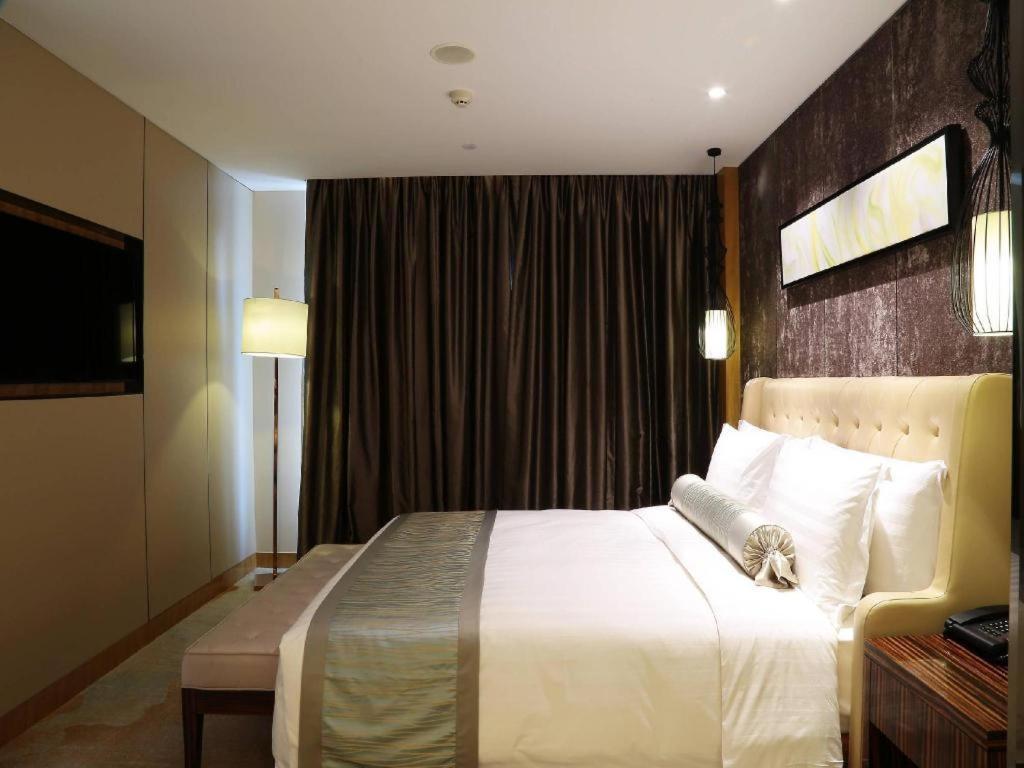 Lia! Beijing Hotel Екстер'єр фото