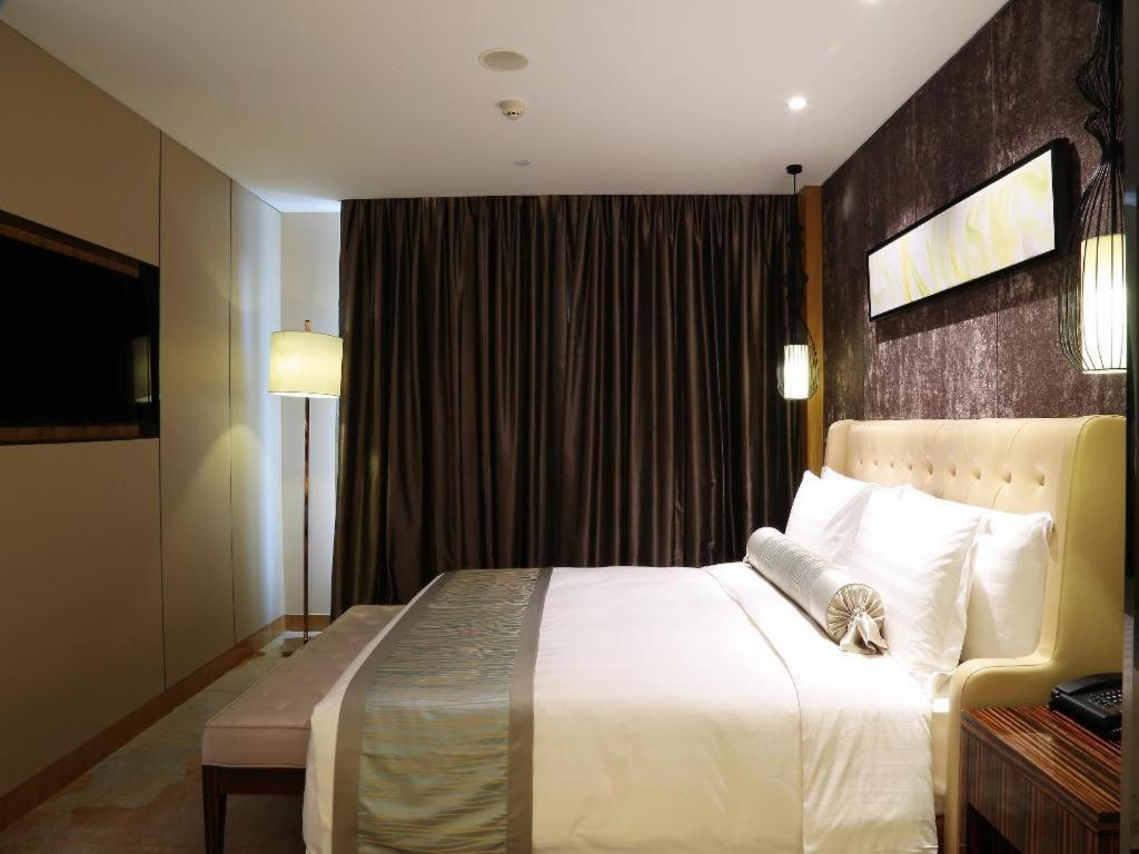 Lia! Beijing Hotel Екстер'єр фото